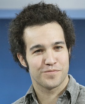 http://www.stylebistro.com/Hollywood+Hairstyles/articles/rj1sigBGYRB/Hot+Not+Pete+Wentz+Curly+Hair