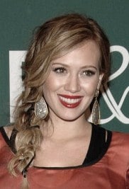 http://www.stylebistro.com/How+To+Hairstyles/articles/CL5SAWsK9N7/Hilary+Duff+Stylish+Side+Braid