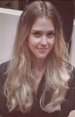 http://www.huffingtonpost.com/2012/08/26/jessica-alba-hair-blonde-ombre-sin-city-photos-pictures-2012_n_1831266.html?utm_hp_ref=style 