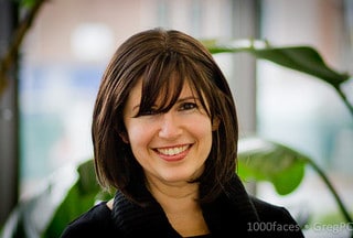 Face - smiling woman with great bangs